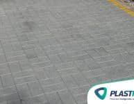 Soluções Plásticas que substituem pavimentos de uso comum